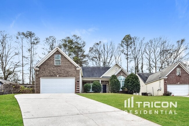 Building Photo - 5746 Lakeside Dr