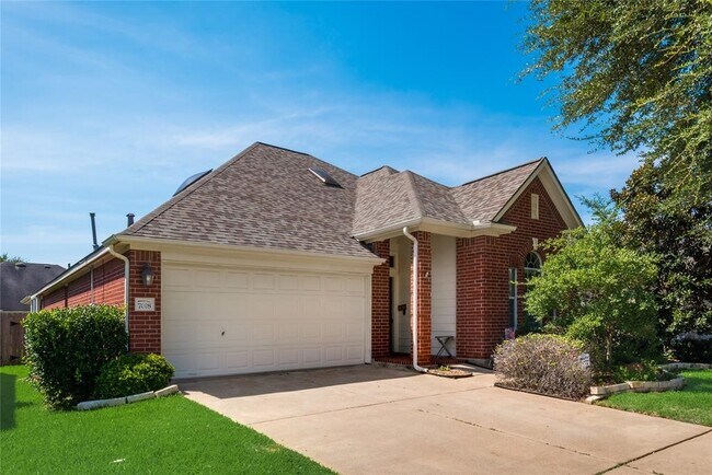 Building Photo - 7018 Paradise Park Bend