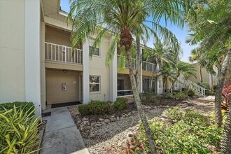 Building Photo - 425 Cerromar Terrace