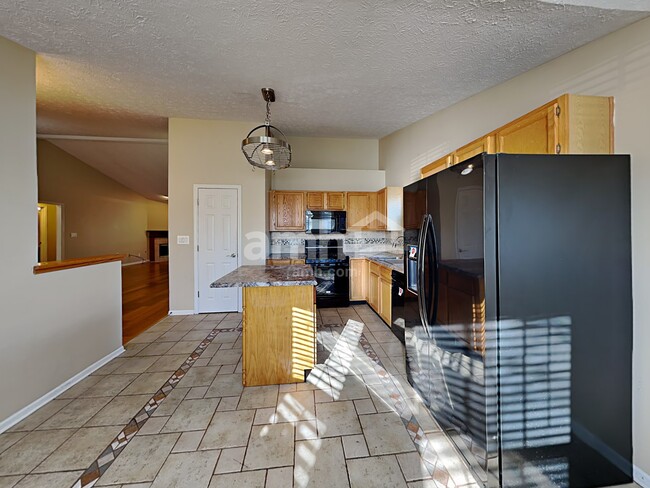 Building Photo - 12124 Laurelwood Dr