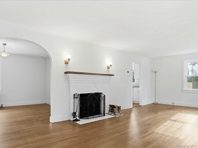 Building Photo - 12 Summit Blvd