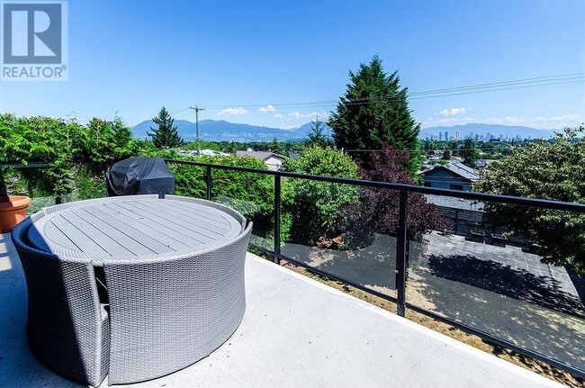 Building Photo - 3988 Quesnel Dr