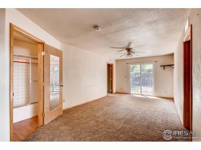 Rear living room - 1017 Cragmore Dr