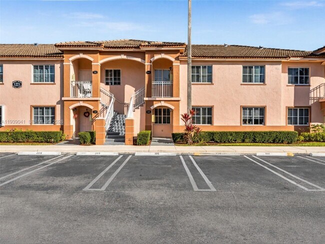 Foto del edificio - 1271 SE 28th Ct