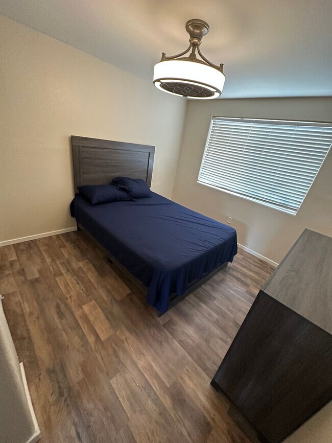 Building Photo - Fully Furnished Home for rent in Fernley, ...