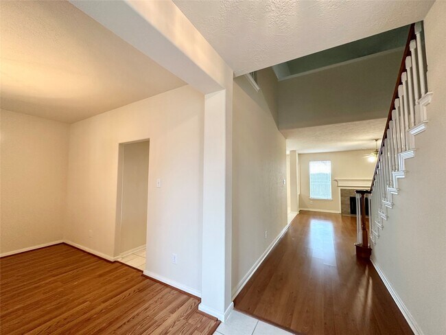 Foto del edificio - 12938 Deer Sage Ct