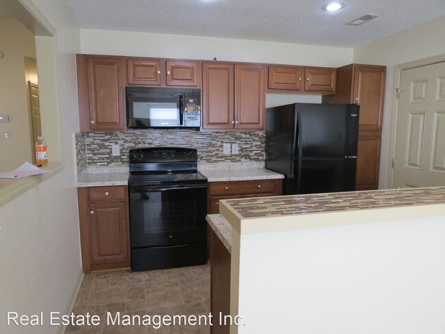 Building Photo - 3 br, 2 bath House - 158 Bayberry Rd