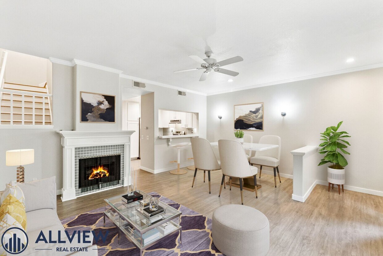 Foto principal - Updated 3 Bed, 2.5 Bath Home Available in ...