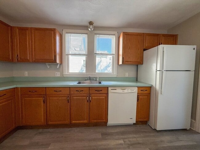 Photo - 44 Bryant St House