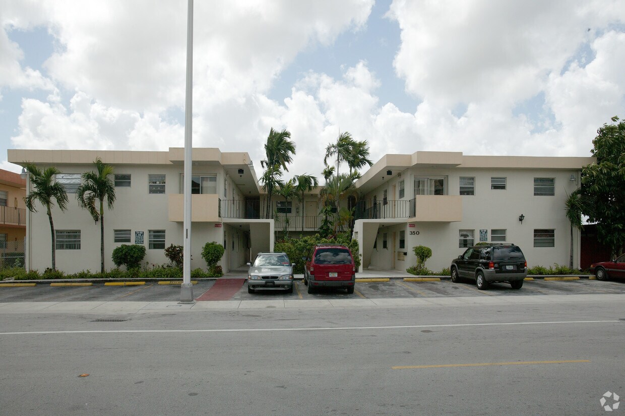 Foto del edificio - 350 W 20th St
