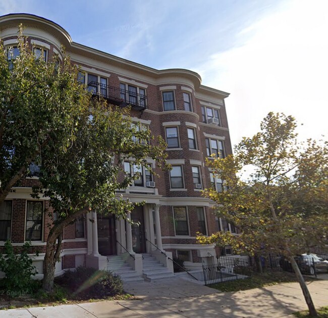 Foto del edificio - 1682 Commonwealth Ave