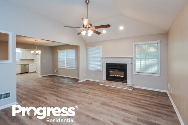 Building Photo - 40 Ivy Dr