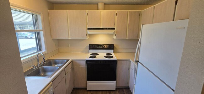 Foto del edificio - 3226 Summers Ln