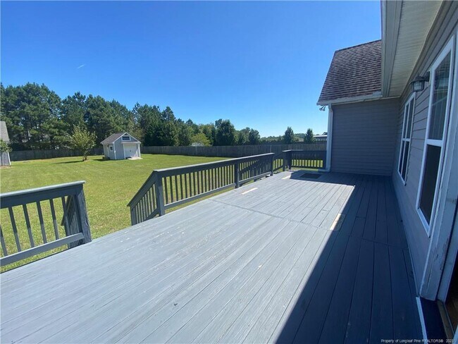 Building Photo - 2037 Teesdale Dr