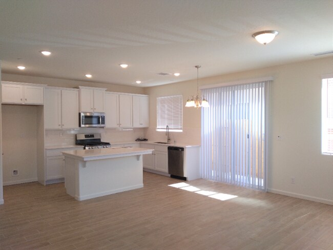 Building Photo - 6393 E Malbec Dr