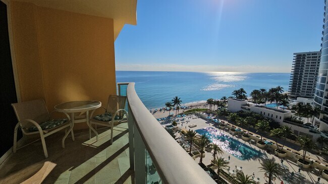 Foto del edificio - 2501 S Ocean Dr