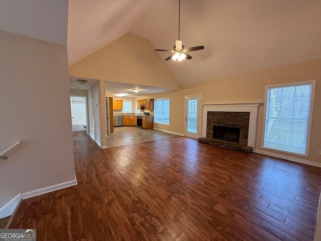 Foto del edificio - 175 River N Ct