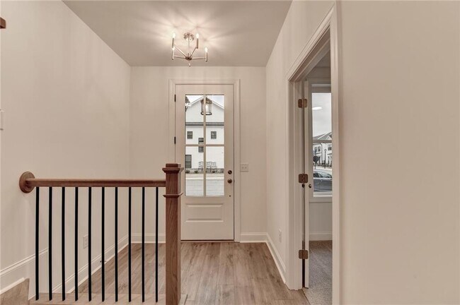 Foto del edificio - 5428 Howington Ct