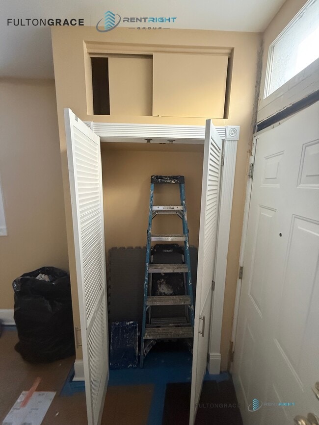 Foto del edificio - 1324 N Bosworth Ave