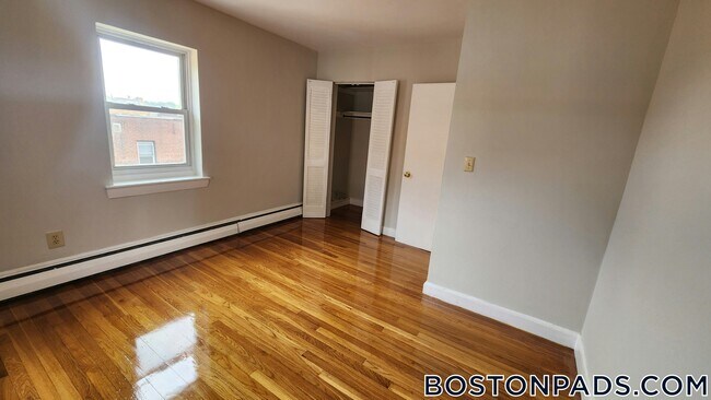 Foto del edificio - 65 Chiswick Rd