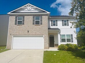 Building Photo - 19 White Spruce Wy