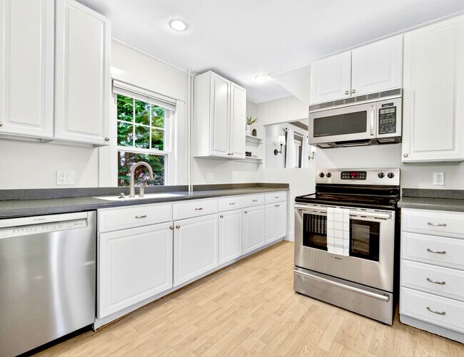 Foto del edificio - 39 Twitchell St