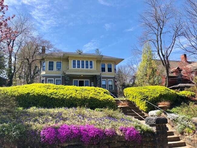 Foto del edificio - 35 Panola St