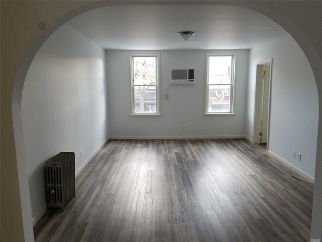 Foto del edificio - 97-13 101st Ave
