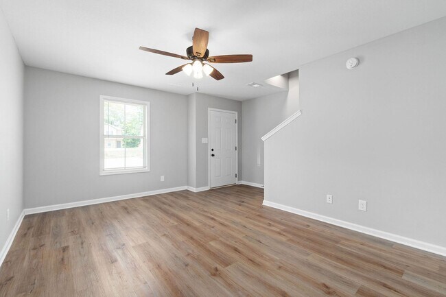 Foto del edificio - 223 Smithson Ln