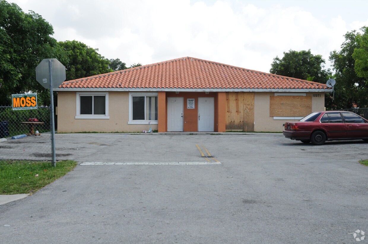 Foto principal - 10271 SW 182nd St
