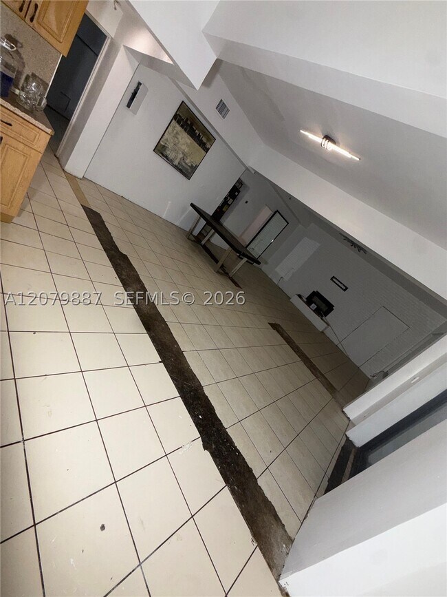 Foto del edificio - 14800 NW 2nd Ave