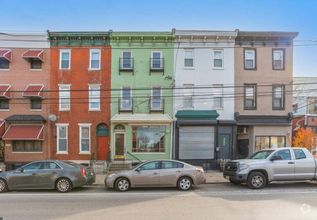 Building Photo - 1217 N 29th St