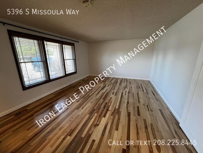 Building Photo - 5396 S Missoula Way