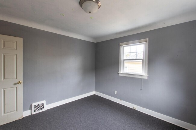 Foto del edificio - 671 E 17th Ave