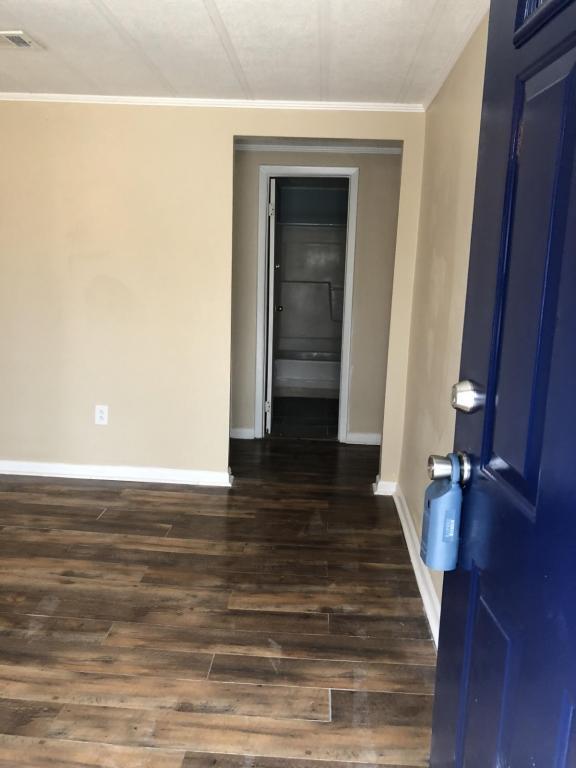 1092 W Adrian cir sw - 1092  W Adrian cir sw