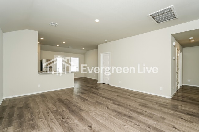 Foto del edificio - 1104 W Lawton Rd