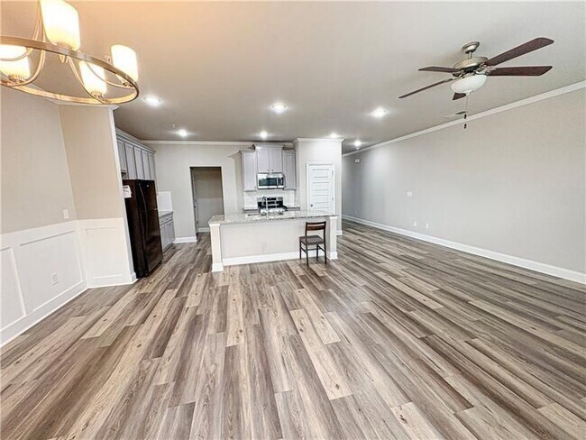 Building Photo - 339 Cherryhill Ln