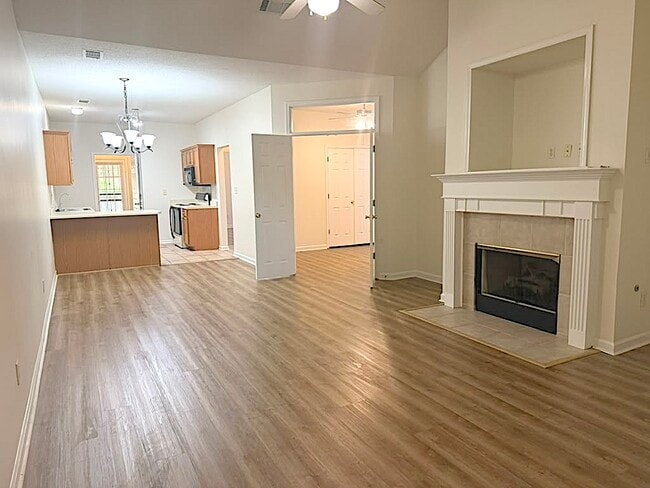 Photo - 7751 Lipscomb Dr (Memphis, TN) House