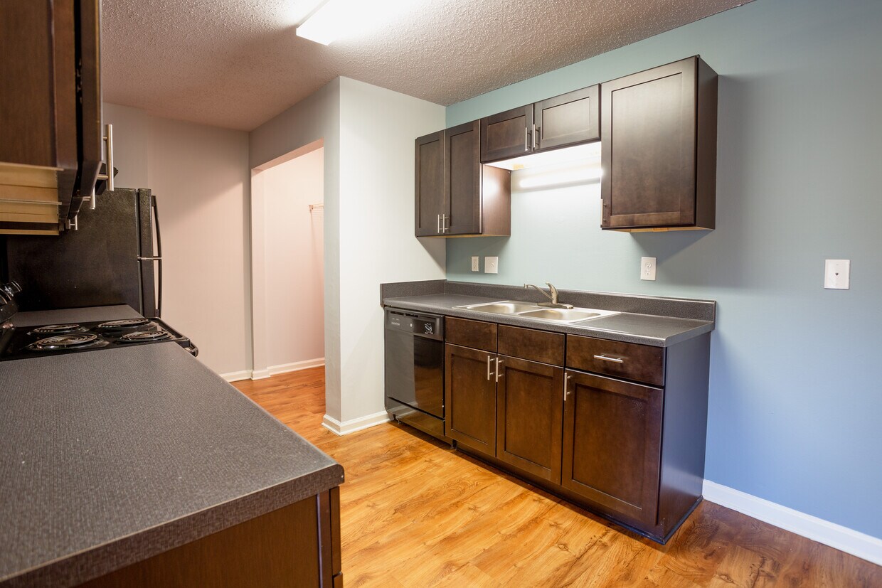 Oakley Cove Apartments 818 Bedell Ave Auburn, AL