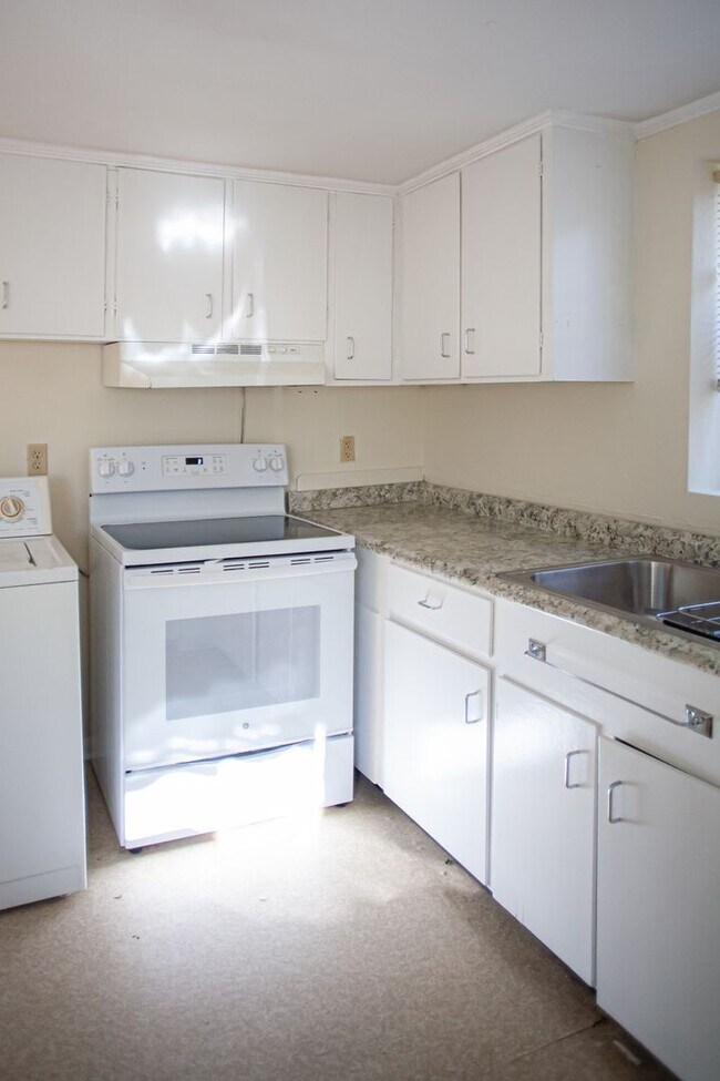 Foto del edificio - Spacious One Bedroom near UNC Hospitals!