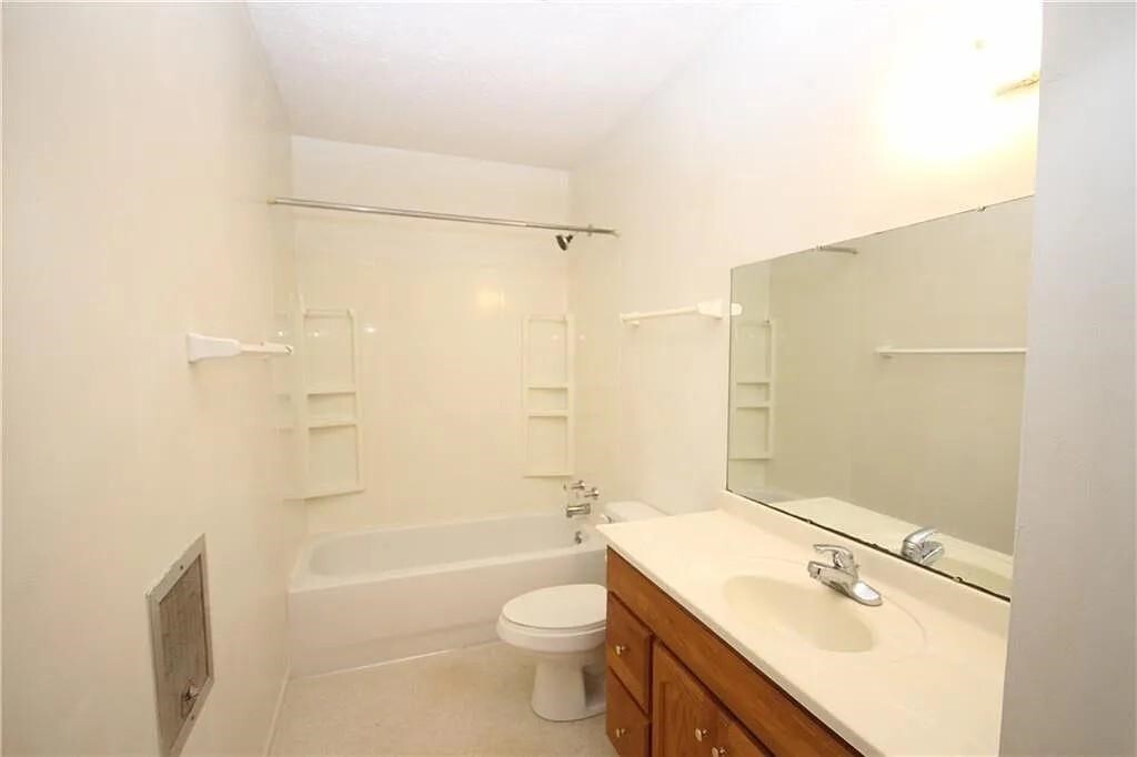 Foto principal - 1025 Richfield Ln