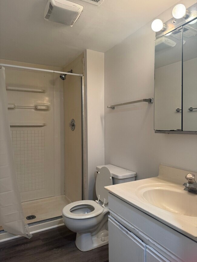 Foto del edificio - 386 Oak St