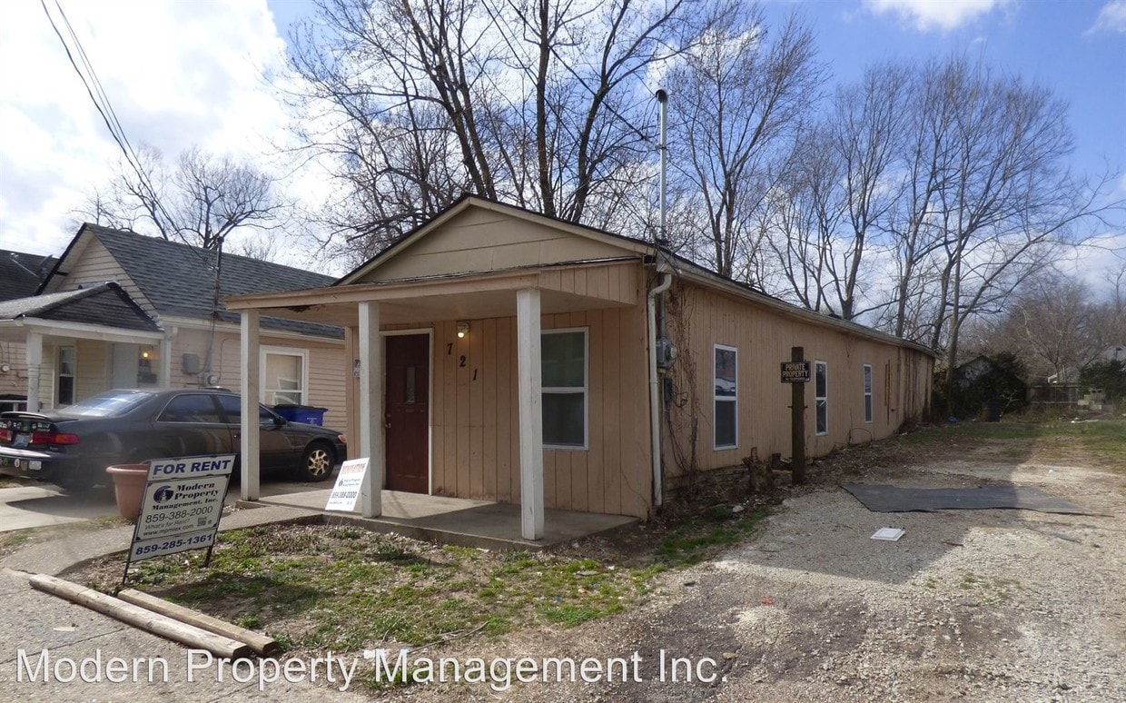Primary Photo - 2 br, 1 bath House - 721 Lancaster Avenue