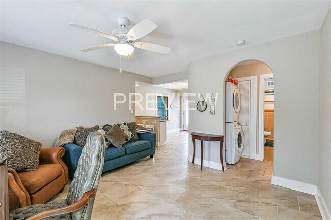 Foto del edificio - 818 11th St