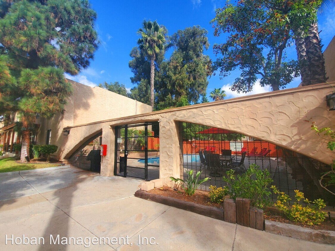 Foto principal - 8694 Lemon Ave