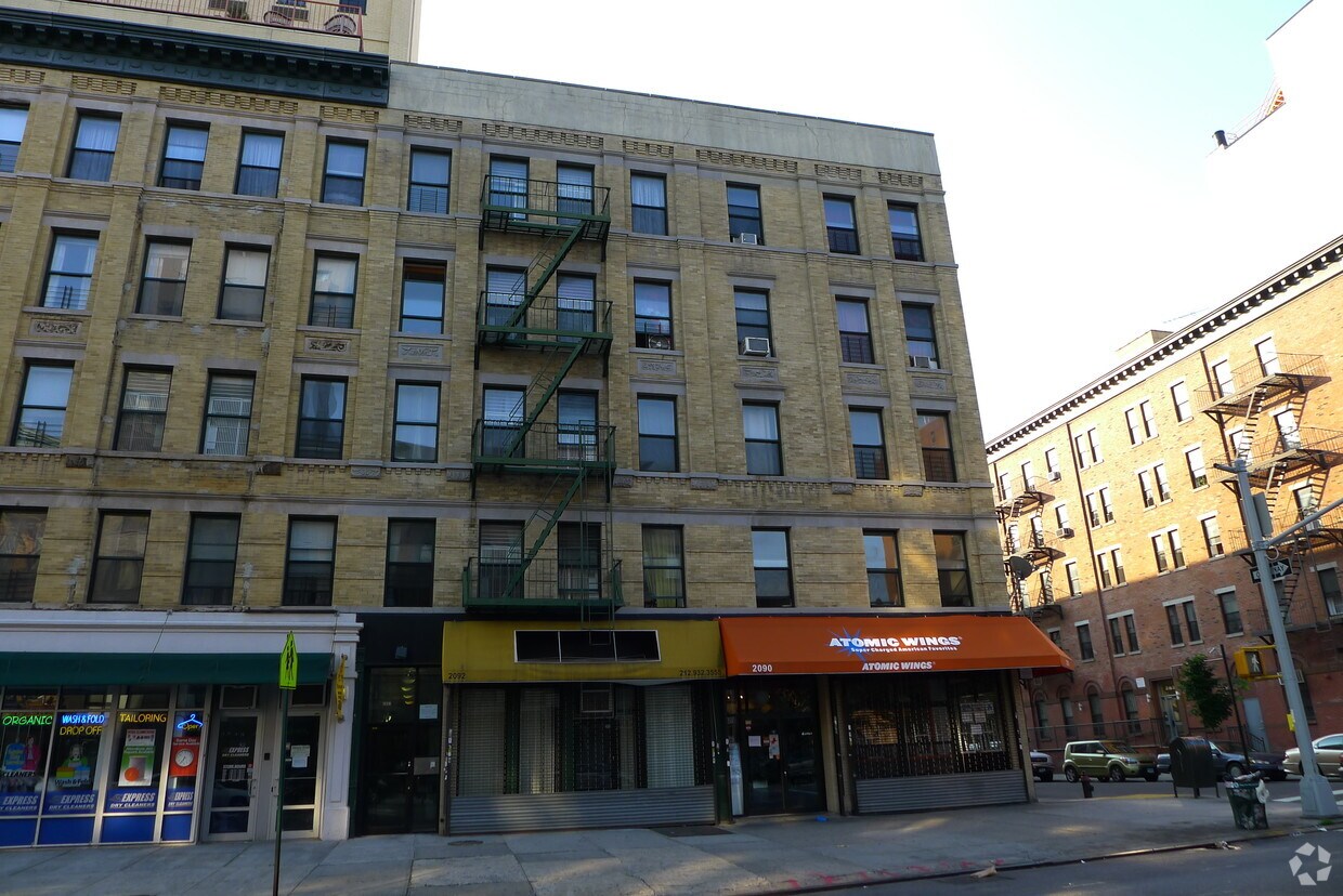 Foto principal - 2094 Frederick Douglass Blvd