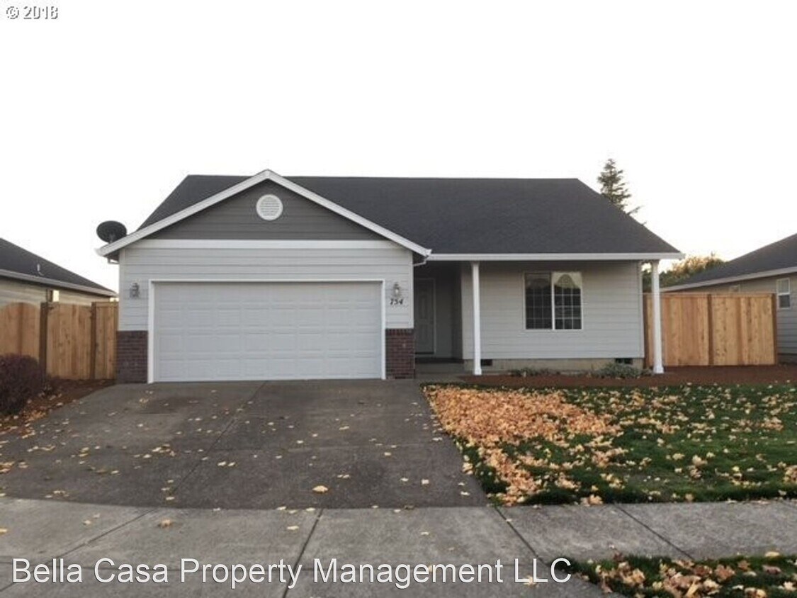 Primary Photo - 3 br, 2 bath House - 754 Summerfield Street