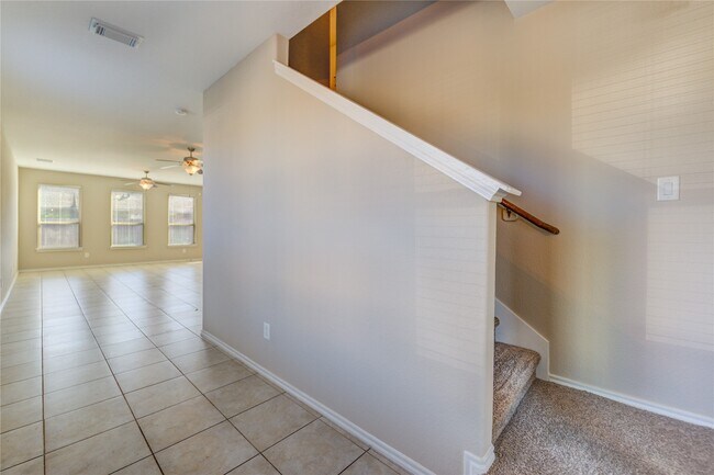 Foto del edificio - 3634 Goldleaf Trail Dr