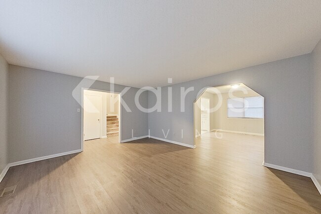 Foto del edificio - 5721 Old Hickory Rd