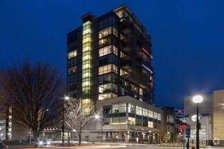 Building Photo - 221 E College St